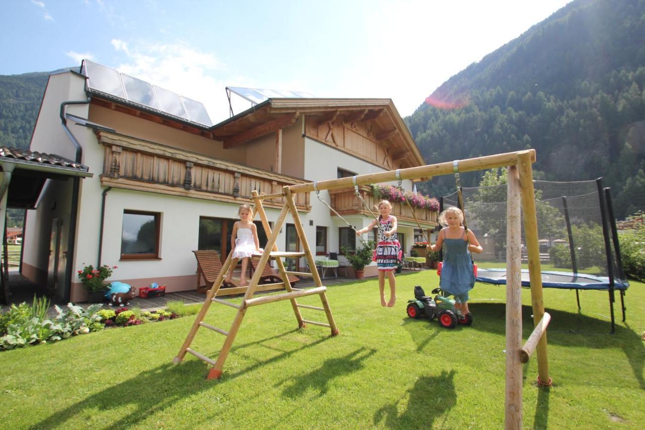 Landhaus Zell Längenfeld Buitenkant foto
